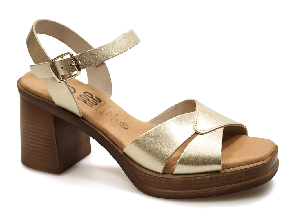 Sandały na obcasie i platformie Hee 25543 złoty - Hee Shoes zdjęcie 1