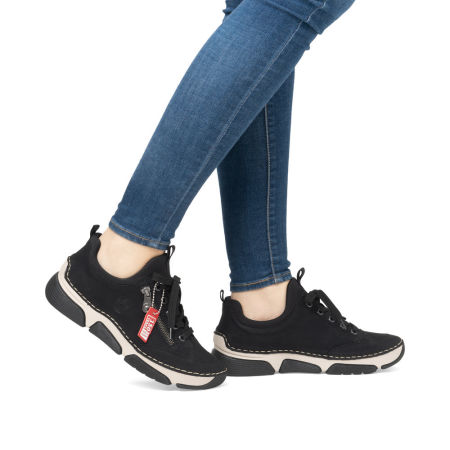 Półbuty sportowe Rieker 45973-00 czarny