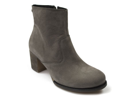 Szare damskie botki Lemar 60082
