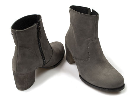 Szare damskie botki Lemar 60082