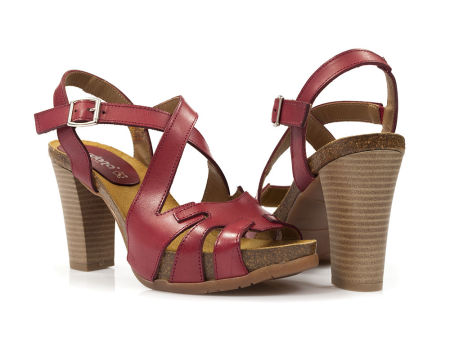 Czerwone sandały na obcasie Verano 2851