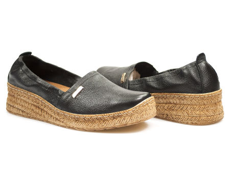 Czarne półbuty damskie wsuwane Lemar 10125