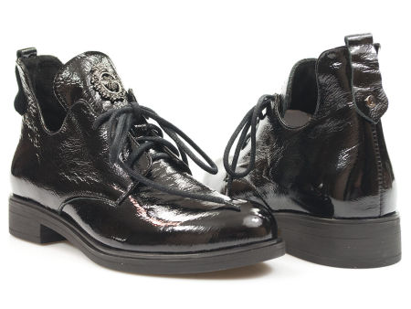 Czarne botki lakierowane Lemar 60260