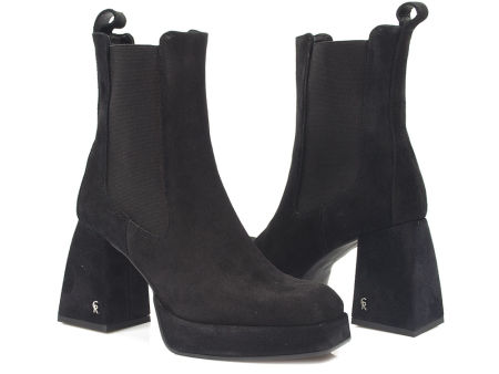 Czarne botki zamszowe Carinii B7563