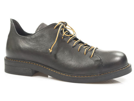 Czarne skórzane półbuty Venezia M015LEBLO