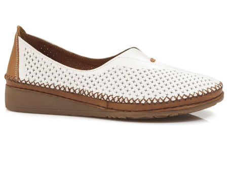 Białe półbuty mokasyny lordsy Venezia 00104104-71