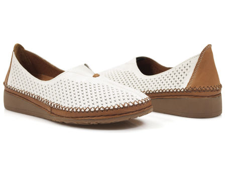 Białe półbuty mokasyny lordsy Venezia 00104104-71