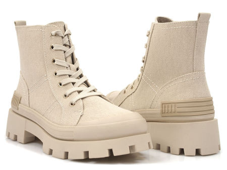 Beżowe płócienne botki Marco Tozzi 25221