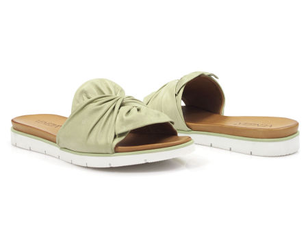 Zielone klapki Venezia 030820111