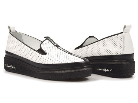 Białe ażurowe półbuty Ravini 195.502