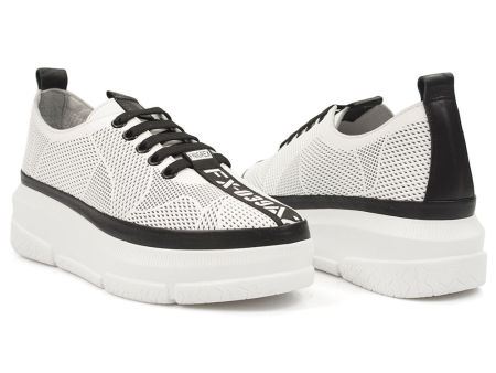 Białe ażurowe półbuty Ravini 424.514