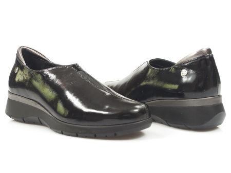 Czarne lakierowane półbuty damskie Maciejka 05273-01