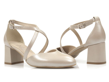 Perłowe czółenka półbuty Kotyl 0663