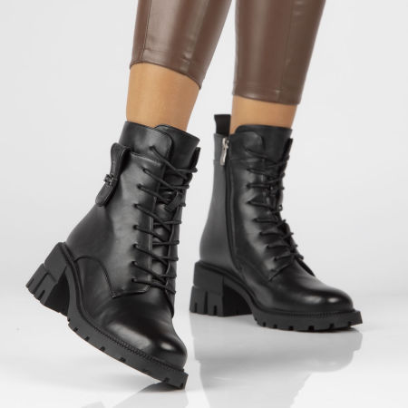 Czarne trzewiki Filippo DBT4073