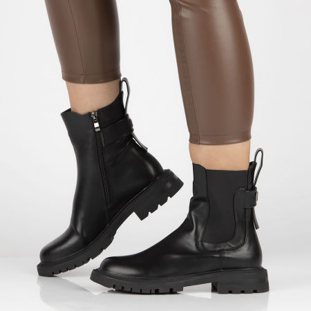 Czarne botki Filippo DBT4079