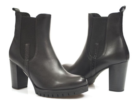 Czarne botki na obcasie Marco Tozzi 25447