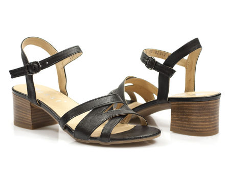 Czarne sandały Nessi 20735