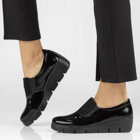 Czarne skórzane półbuty mokasyny na platfformie Filippo DP4784