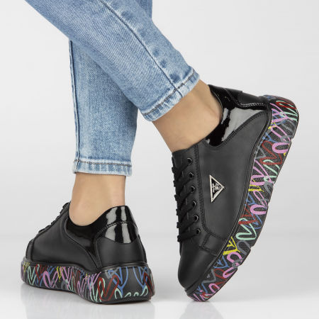 Czarne półbuty sneakersy Filippo DP4480