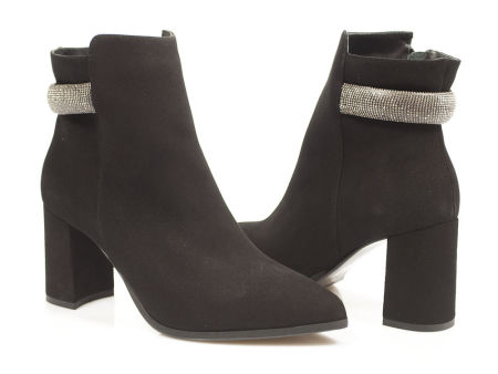 Czarne botki damskie Kotyl 3561
