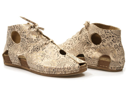 Beżowe ażurowe półbuty Maciejka 03426-02