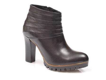 Czarne botki Carinii B3013