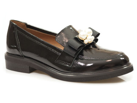 Czarne półbuty lakierowane mokasyny Gamis 7441