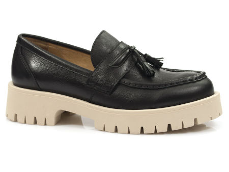 Czarne półbuty na platformie Nessi 21079