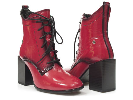 Czerwone lakierowane botki Maciejka 05303