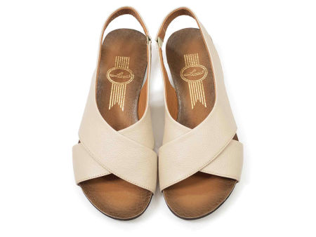 Beżowe skórzane sandały Lemar 40407