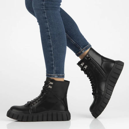 Botki trzewiki Filippo DBT6312/24 czarny