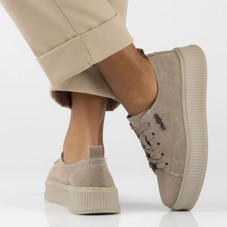 Skórzane półbuty sneakersy na platformie Filippo DP6122/26 beż