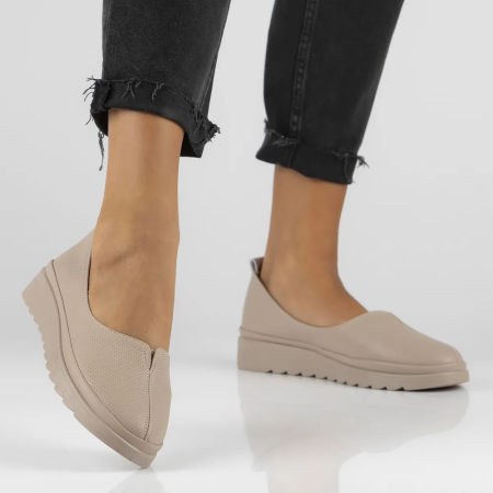 Beżowe skórzane półbuty soafersy lordsy Filippo DP6163