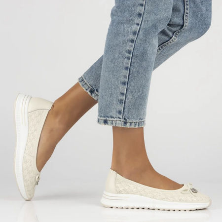 Ażurowe baleriny półbuty Filippo DP6718/25 beż