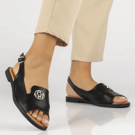 Czarne sandały skórzane Filippo DS3666