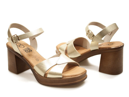 Sandały na obcasie i platformie Hee 25543 złoty - Hee Shoes zdjęcie 2