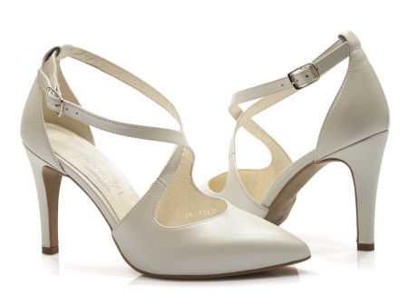 Czółenka szpilki ślubne Kotyl 7317 biała perła