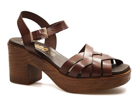 Brązowe sandały na obcasie Verano 1830 bone